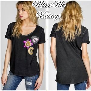 🍹Miss Me Asymmetrical Hem Abstract Beauty Top